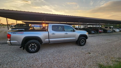Used 2020 Toyota Tacoma TRD Off-Road image 24