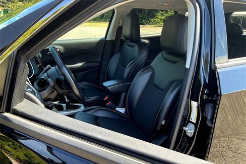 Used 2020 Jeep Compass Latitude image 20