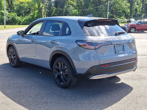 Used 2023 Honda HR-V Sport image 4