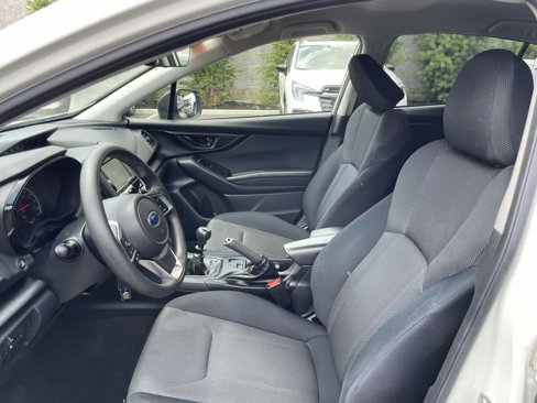 Used 2021 Subaru Crosstrek 2.0i image 9