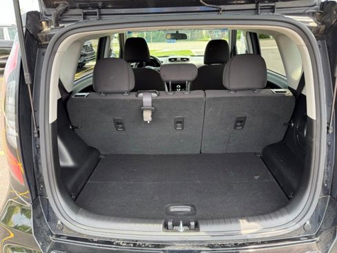 Used 2019 Kia Soul image 27