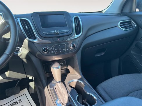 Used 2021 Chevrolet Equinox LT image 11