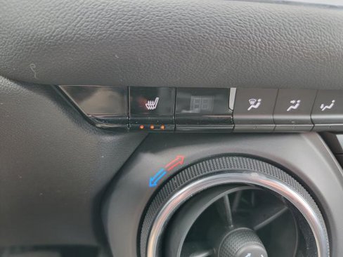 Used 2022 Chevrolet Blazer LT image 30