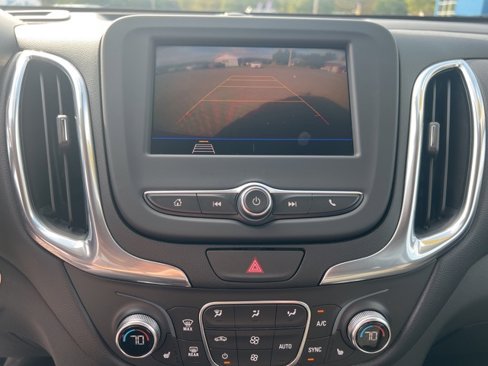 Used 2020 Chevrolet Equinox LT image 16