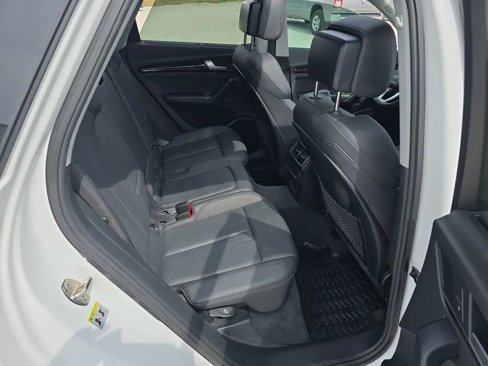 Used 2018 Audi Q5 2.0T Premium Plus image 11