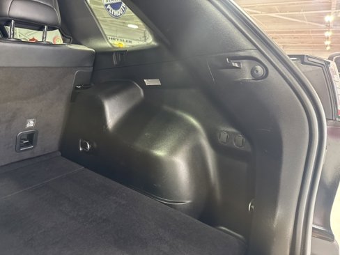 Used 2022 Jeep Cherokee Trailhawk w/ Comfort/Convenience Group image 34