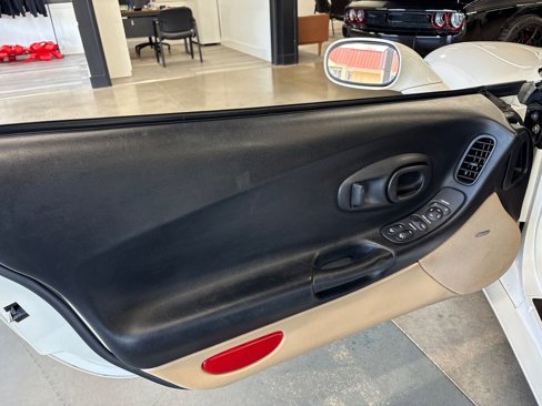 Used 2002 Chevrolet Corvette Coupe image 35