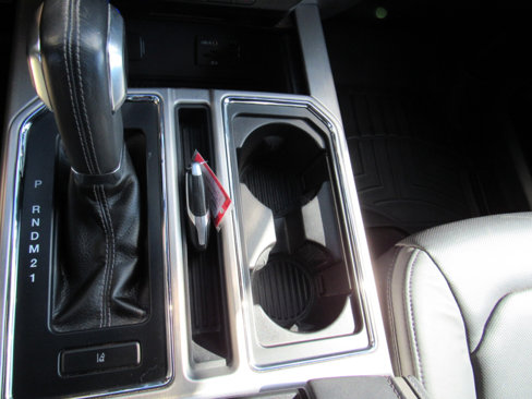 Used 2015 Ford F150 Platinum w/ Equipment Group 701A Luxury image 26