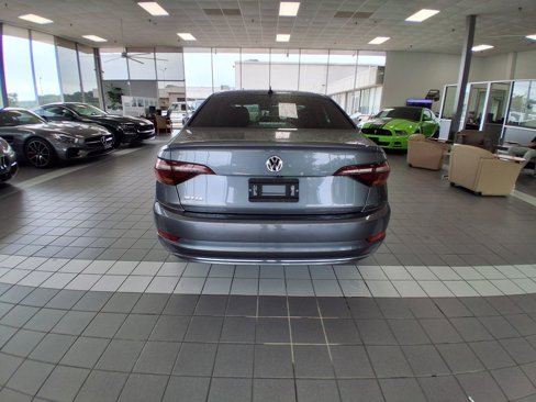 Used 2019 Volkswagen Jetta S w/ Driver Assistance Package image 4