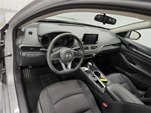 Used 2021 Nissan Altima 2.5 SV image 18