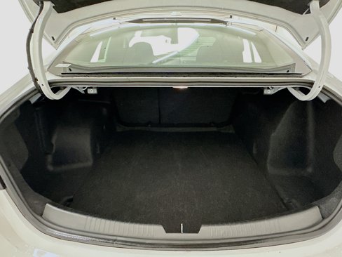 Used 2023 Chevrolet Malibu LT image 31