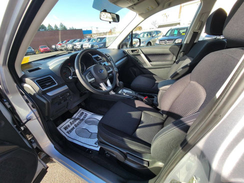 Used 2017 Subaru Forester 2.5i w/ Alloy Wheel Package image 11