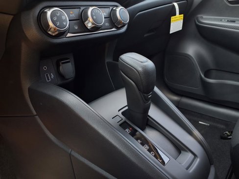 New 2025 Nissan Versa S w/ Trunk Package image 17