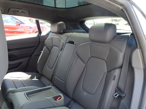Used 2022 Porsche Taycan 4 Cross Turismo image 15