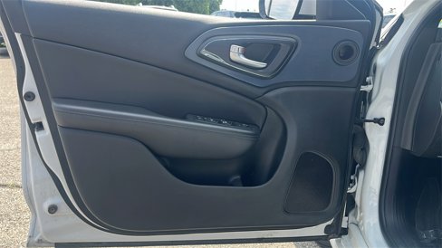 Used 2016 Chrysler 200 S image 11