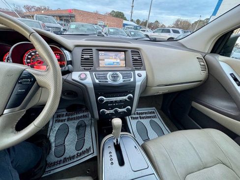 Used 2009 Nissan Murano SL w/ Technology Pkg image 18