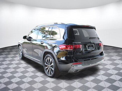 Certified 2021 Mercedes-Benz GLB 250 image 3