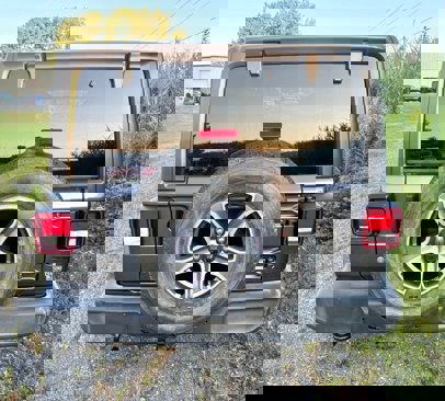 Used 2019 Jeep Wrangler Unlimited Sport S image 4