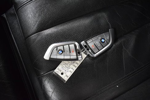 Used 2016 BMW X5 xDrive50i w/ XLine image 38