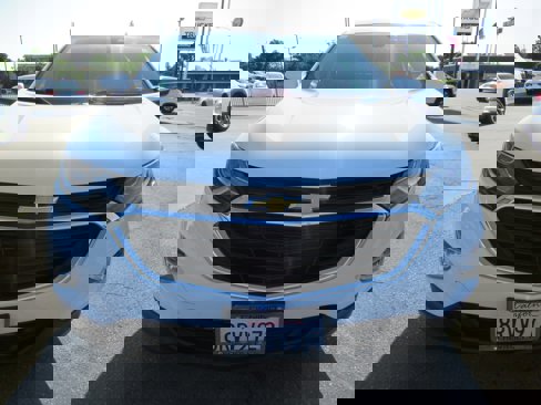 Used 2020 Chevrolet Equinox LT image 3