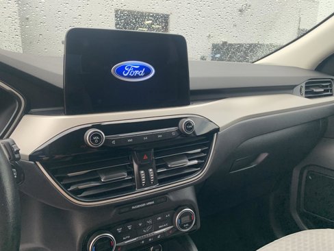 Used 2021 Ford Escape SE w/ Convenience Package image 16