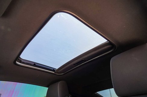 Used 2018 Chevrolet Camaro LT image 16