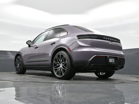 Certified 2024 Porsche Macan 4 Electric image 36