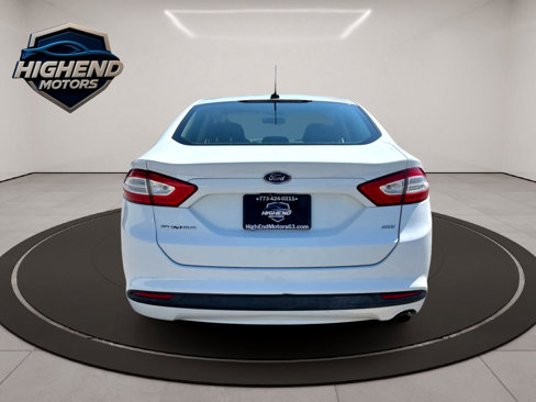 Used 2016 Ford Fusion SE image 5