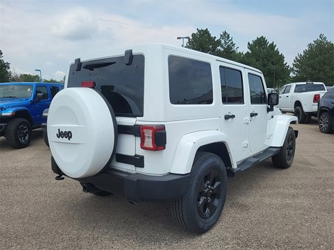 Used 2015 Jeep Wrangler Unlimited Sahara image 3