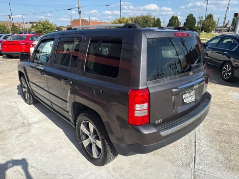 Used 2016 Jeep Patriot High Altitude image 3