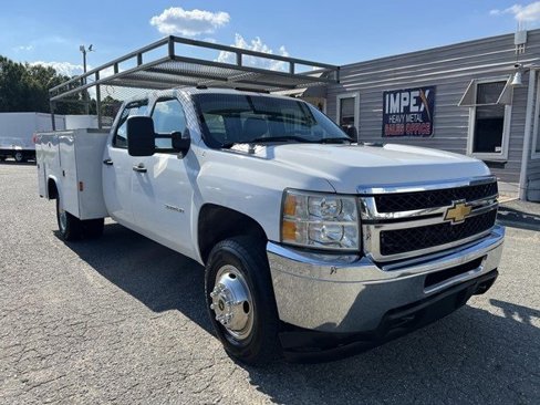 Used 2013 Chevrolet Silverado 3500 W/T image 1