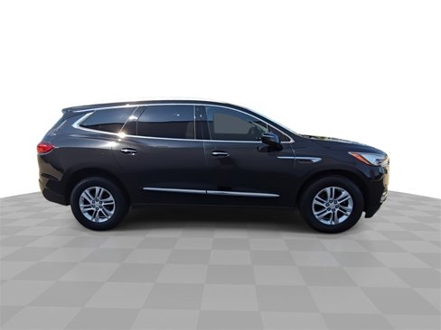 Certified 2018 Buick Enclave Essence image 9