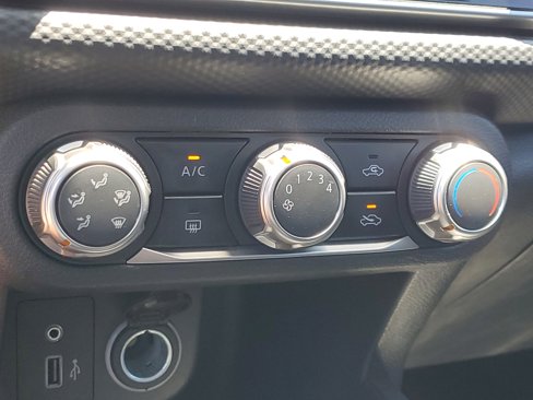 Certified 2024 Nissan Kicks S image 26