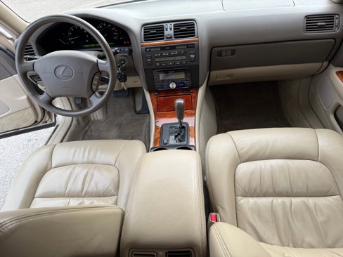 Used 1998 Lexus LS 400 image 14