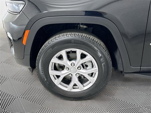 Certified 2022 Jeep Grand Cherokee Limited image 27