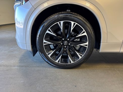 Used 2024 MAZDA CX-90 3.3 Turbo S w/ Premium Package image 10