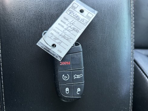Used 2016 Chrysler 300 C image 34