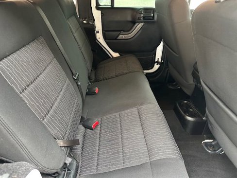 Used 2012 Jeep Wrangler Unlimited Sport image 19