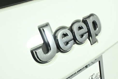 Used 2019 Jeep Grand Cherokee Laredo w/ Laredo X Package image 26