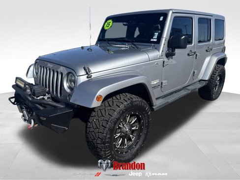 Used 2015 Jeep Wrangler Unlimited Sahara w/ Max Tow Package image 1
