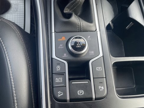Used 2021 Kia Sorento EX image 4