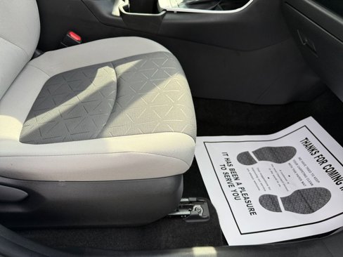 Certified 2022 Toyota RAV4 XLE image 18