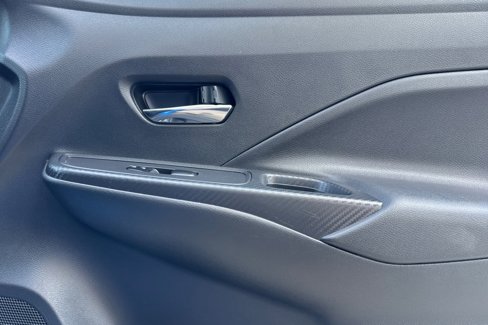 Used 2023 Nissan Versa SV image 19