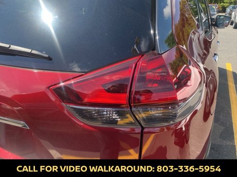 Used 2018 Nissan Rogue SV w/ Premium Package image 20