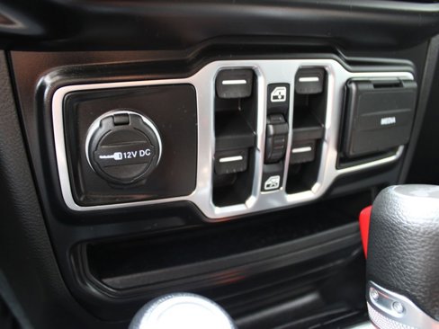 Certified 2022 Jeep Wrangler Unlimited Sport w/ Sun And Sound Package image 17