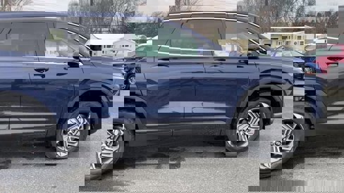 Certified 2021 Hyundai Santa Fe SE image 9