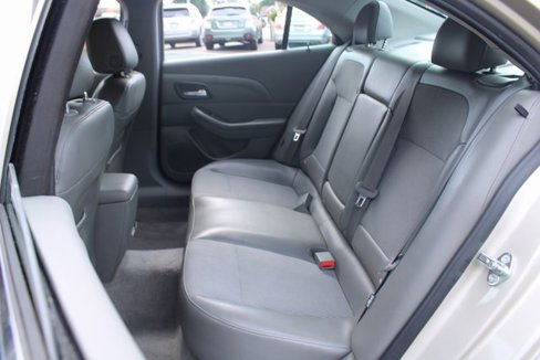 Used 2015 Chevrolet Malibu LT image 16