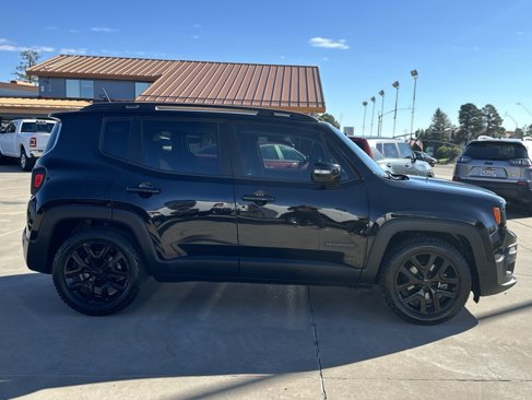 Used 2017 Jeep Renegade Altitude image 2