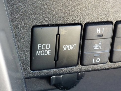 Used 2014 Toyota RAV4 Limited image 23