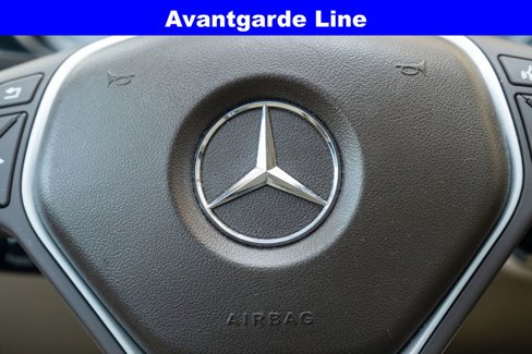 Used 2014 Mercedes-Benz C 300 4MATIC Sedan image 22